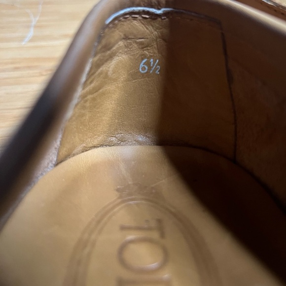 GUC Tod’s- Tan Leather Loafers. Size Men’s 6.5/Women's 8.5 - Picture 8 of 9